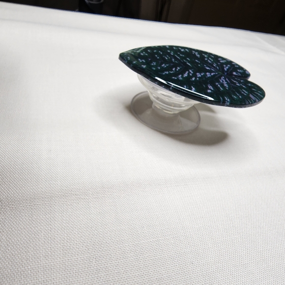 Pop socket leaf 🍃 - Picture 3 of 3